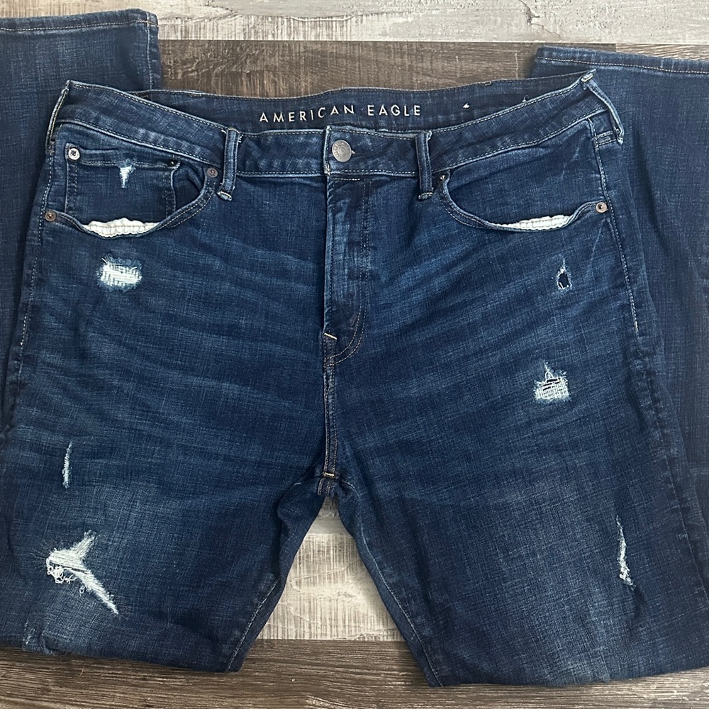 Men’s American Eagle Outfitters Men's Distressed Dark Blue Jeans 38 x 34